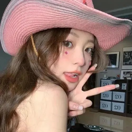 不认识的女友